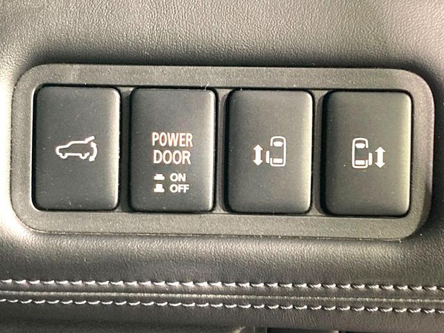 MITSUBISHI DELICA D:5 4WD 2021