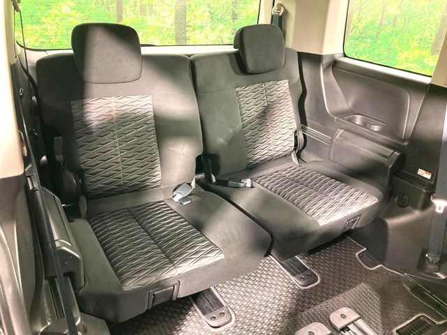 MITSUBISHI DELICA D:5 4WD 2021