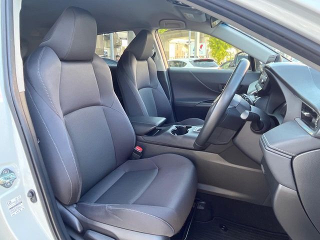 TOYOTA HARRIER 4WD 2023