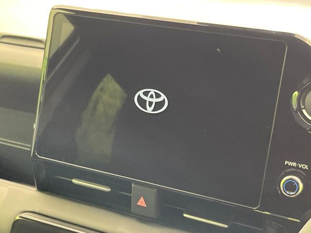 TOYOTA VOXY HYBRID 2025