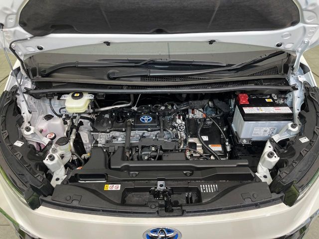 TOYOTA VOXY HYBRID 2025