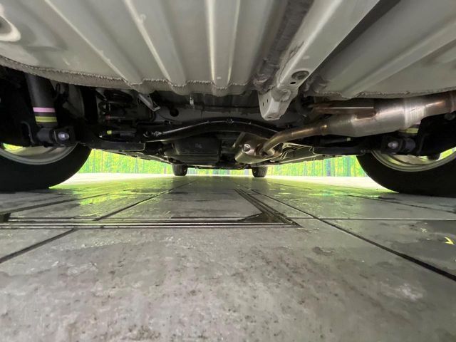 TOYOTA VOXY HYBRID 2025