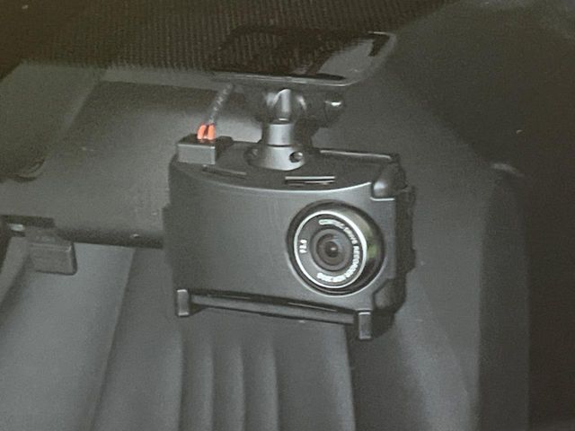 TOYOTA YARIS HYBRID 2023