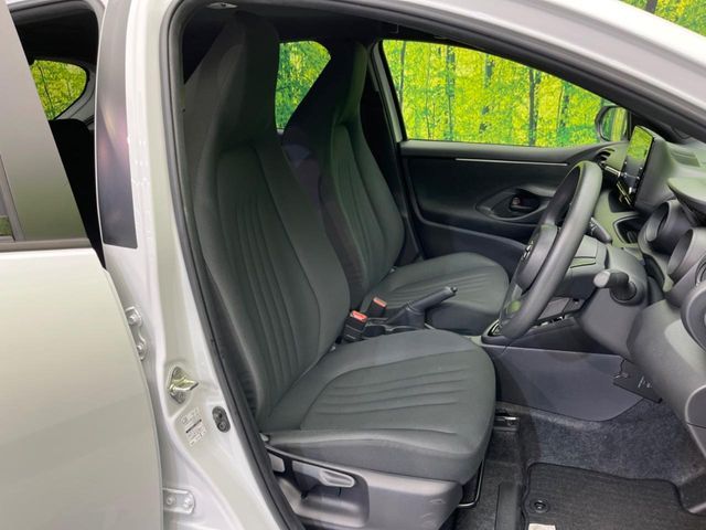 TOYOTA YARIS HYBRID 2023