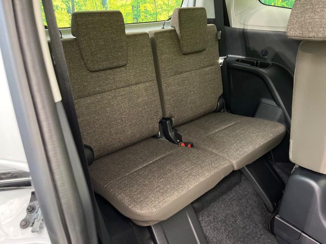 TOYOTA SIENTA HYBRID 2025