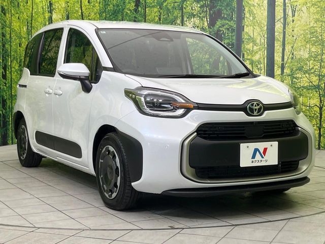 TOYOTA SIENTA HYBRID 2025