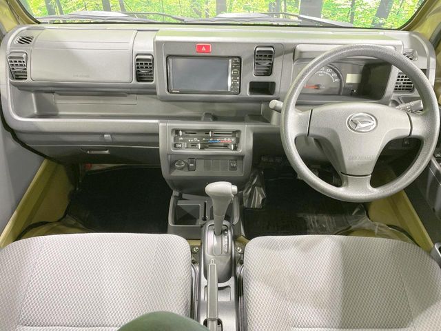 DAIHATSU HIJET truck 4WD 2015