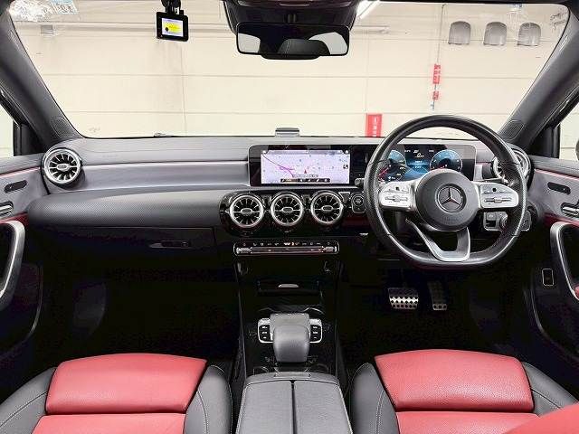 MERCEDES BENZ MERCEDES BENZ A class sedan 2019