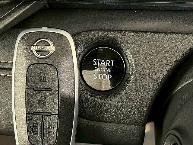 NISSAN SERENA  WG 4WD 2025