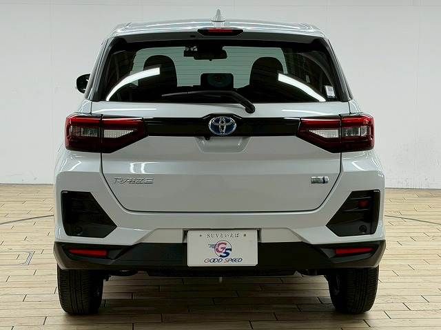 TOYOTA RAIZE HYBRID 2022