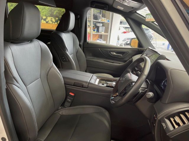 TOYOTA ALPHARD hybrid 2024