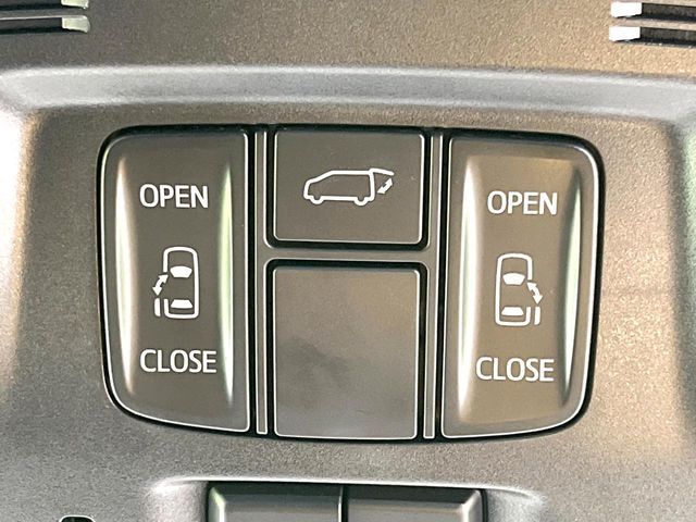 TOYOTA VELLFIRE 2015