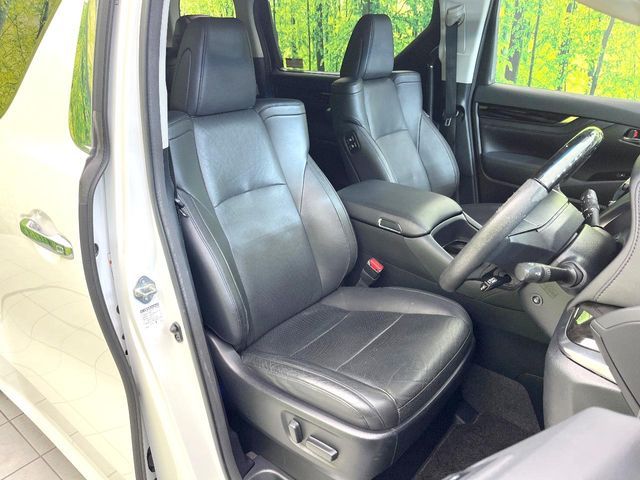 TOYOTA VELLFIRE 2015