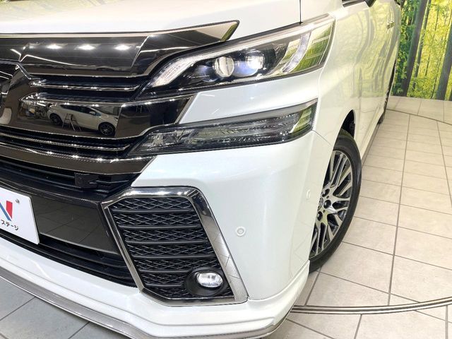 TOYOTA VELLFIRE 2015