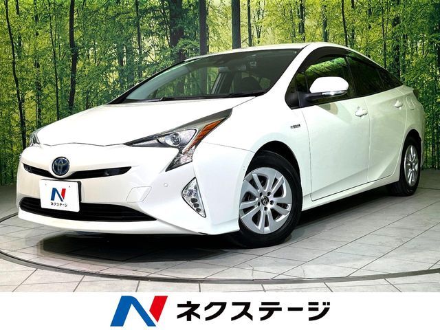 TOYOTA PRIUS 2017