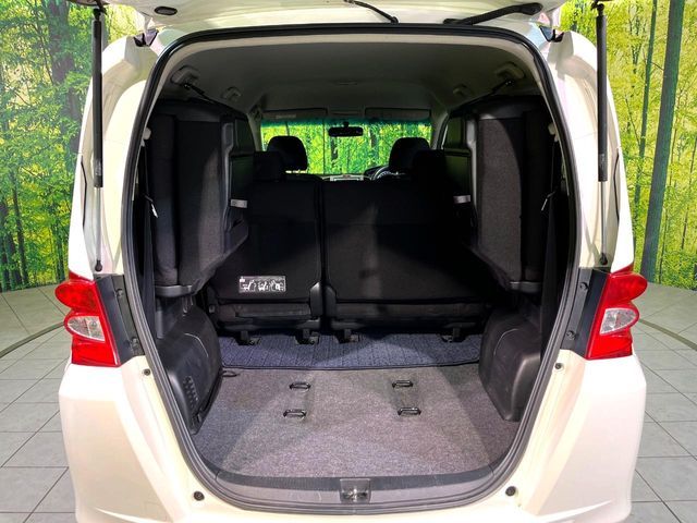HONDA FREED 2011