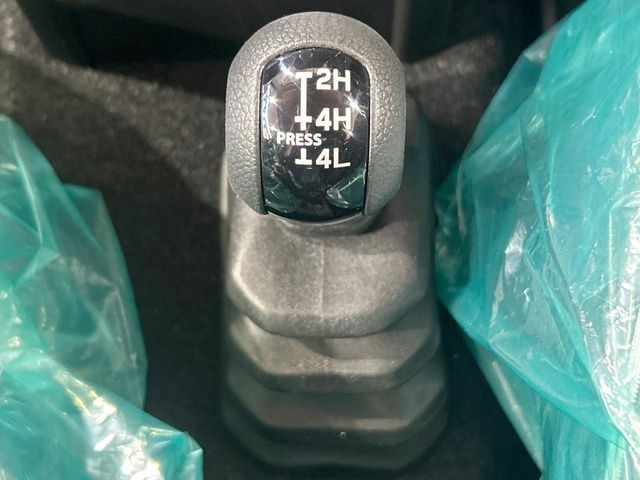 SUZUKI JIMNY NOMADE 2025