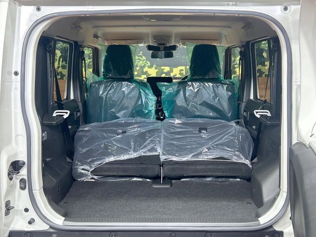 SUZUKI JIMNY NOMADE 2025