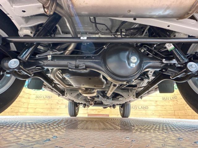 SUZUKI JIMNY NOMADE 2025