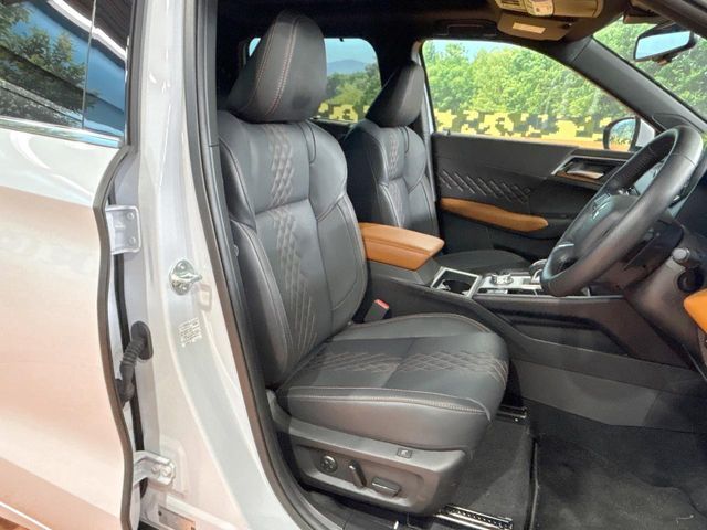 MITSUBISHI OUTLANDER PHEV 2024