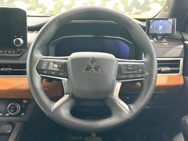 MITSUBISHI OUTLANDER PHEV 2024