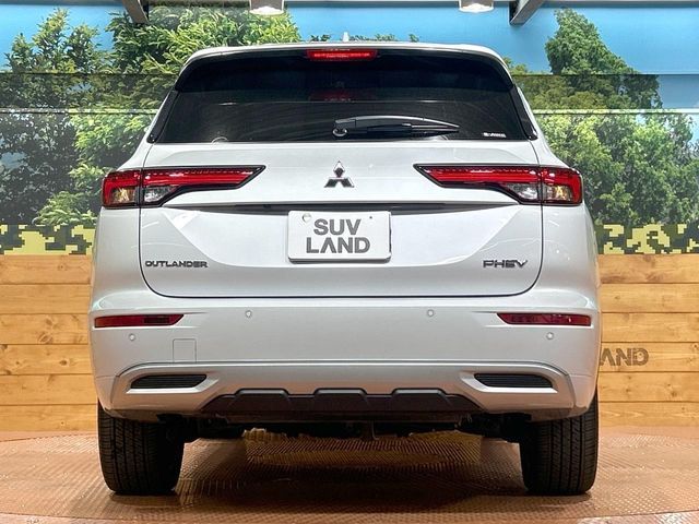 MITSUBISHI OUTLANDER PHEV 2024