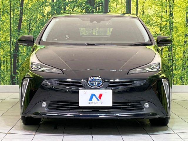 TOYOTA PRIUS 2021