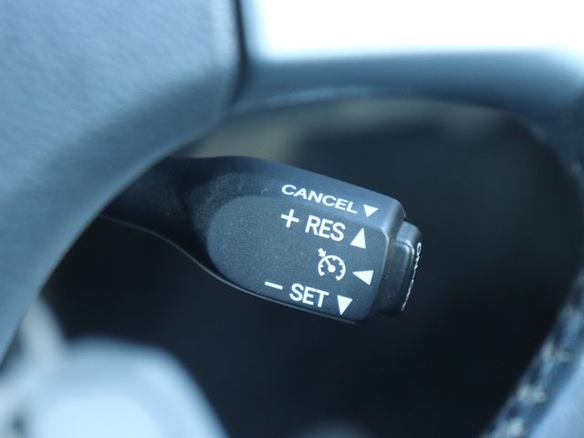 TOYOTA LEXUS IS250C 2013