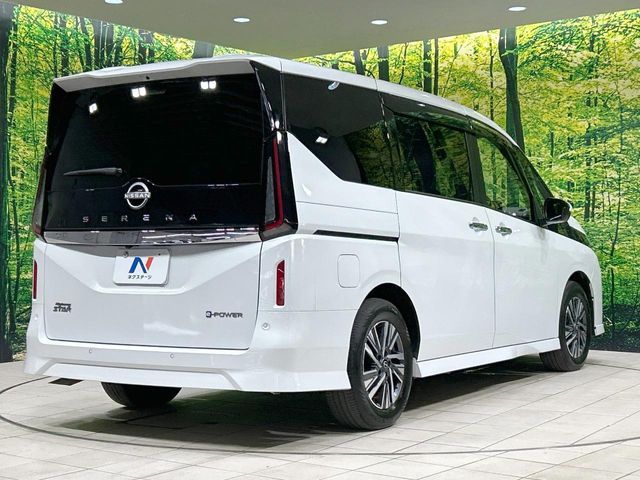 NISSAN SERENA  WG 2024