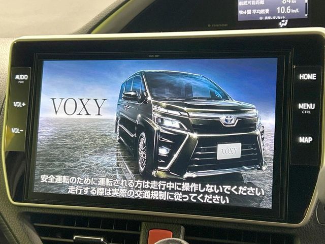 TOYOTA VOXY 2020