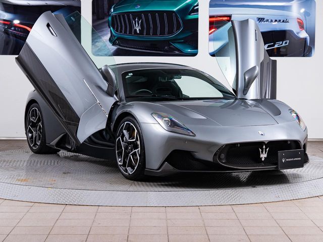 MASERATI MASERATI MC20 2022