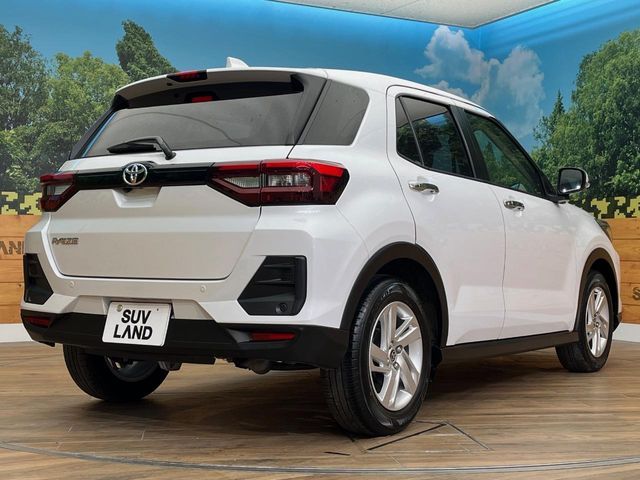 TOYOTA RAIZE 2025