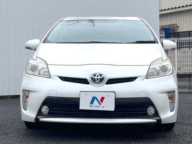 TOYOTA PRIUS 2012