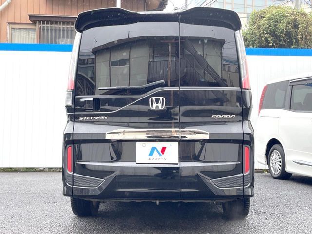 HONDA STEPWAGON SPADA 2016