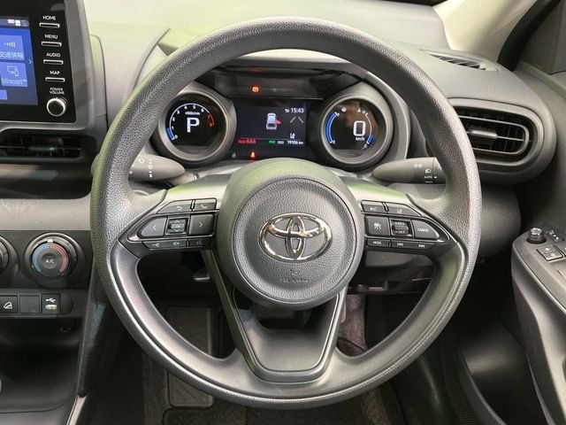 TOYOTA YARIS CROSS 2024
