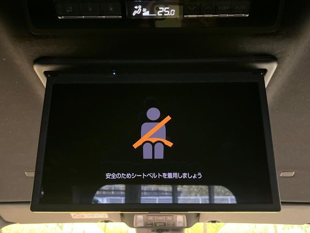 TOYOTA NOAH HYBRID 2022