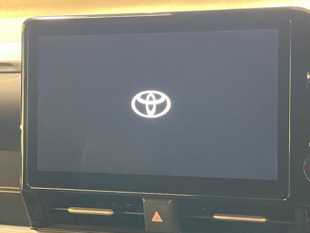 TOYOTA NOAH HYBRID 2022