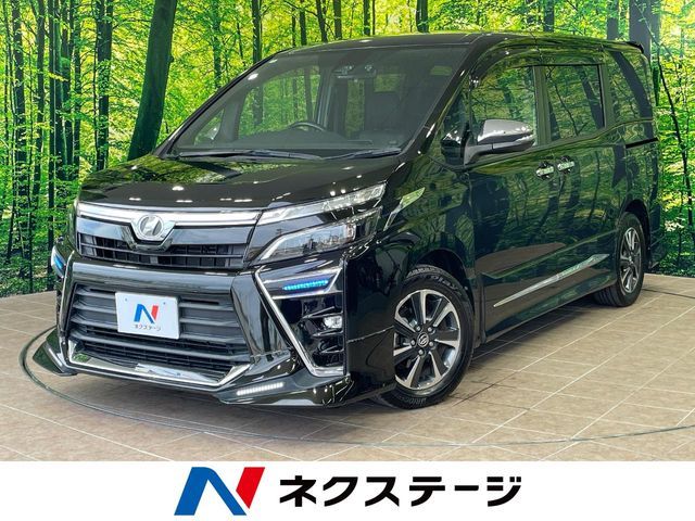 TOYOTA VOXY 2018