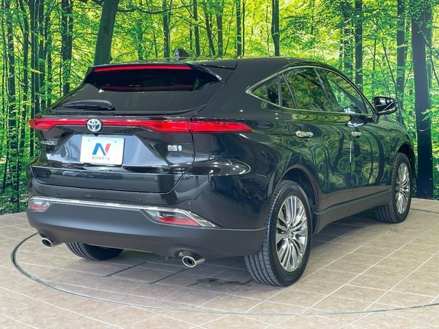 TOYOTA HARRIER HYBRID 2023