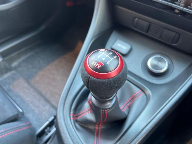 TOYOTA GR YARIS 2023