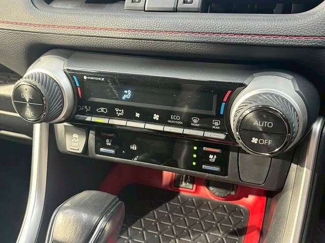 TOYOTA RAV4 4WD 2023