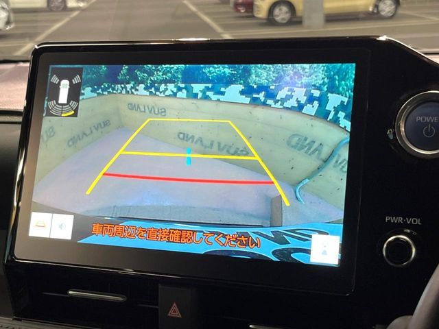 TOYOTA VOXY HYBRID 2023