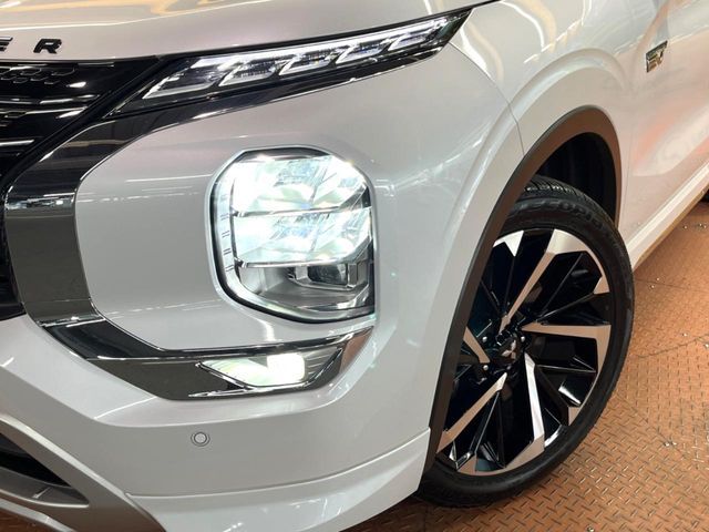 MITSUBISHI OUTLANDER PHEV 2022