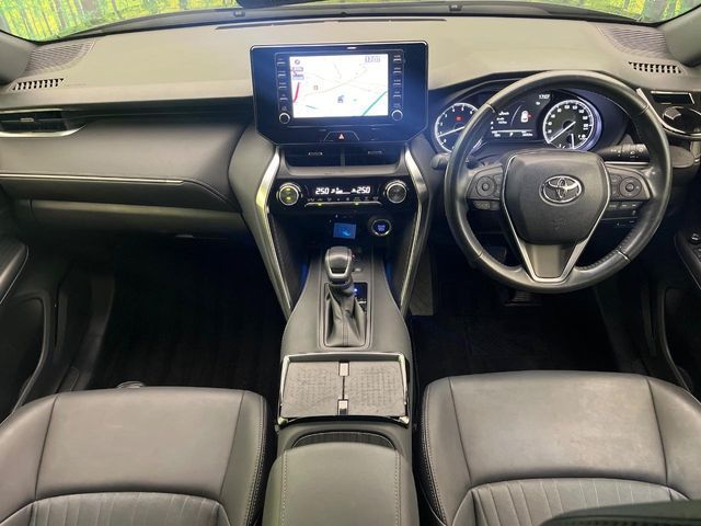 TOYOTA HARRIER 2WD 2021