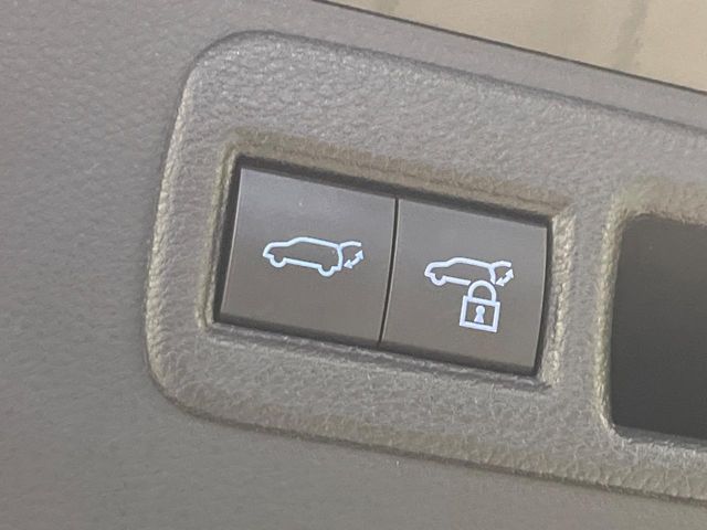 TOYOTA HARRIER 2WD 2021