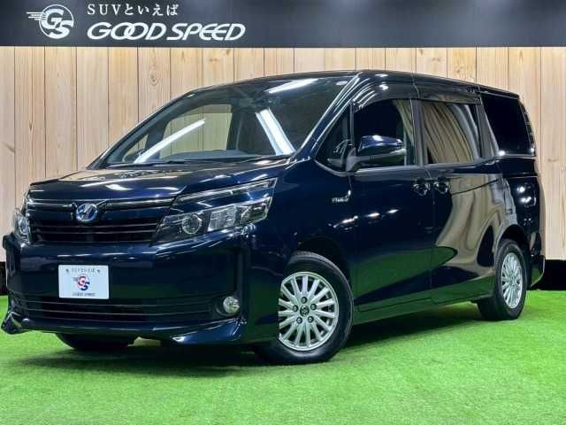 TOYOTA VOXY HYBRID 2015