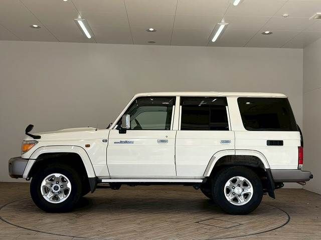 TOYOTA LANDCRUISER van 2015