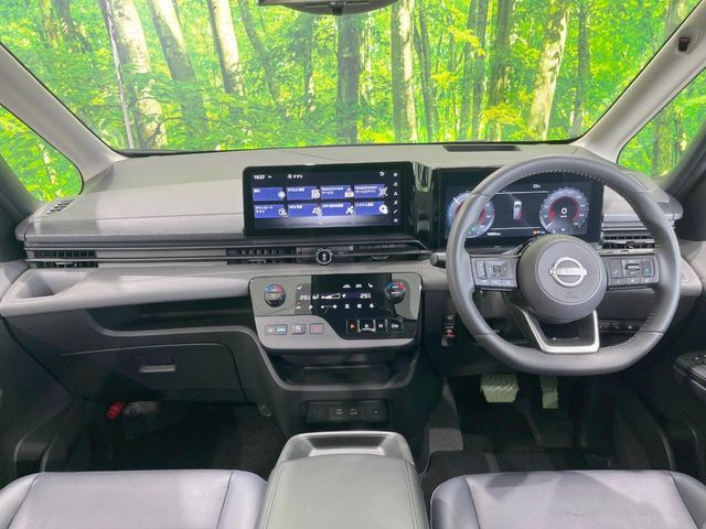 NISSAN SERENA  WG 2024