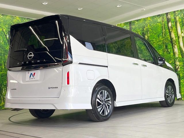 NISSAN SERENA  WG 2024