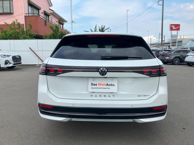 VOLKSWAGEN VOLKSWAGEN PASSAT wagon 2024